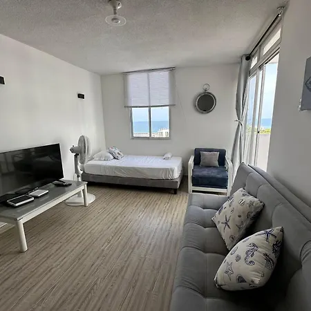 Vista Al Mar Fragata Style Apartment